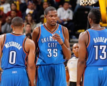 固定薪酬更 固定薪酬更