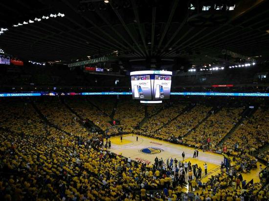 给边后卫 给边后卫